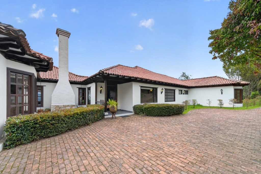 Casa en Arriendo en Yerbabuena, Chía