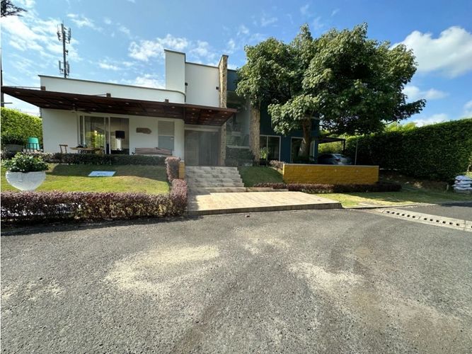 Casa de 5 alcobas en venta en Juan De Ampudia, Jamundí, 375 m² · foto 2 de 24