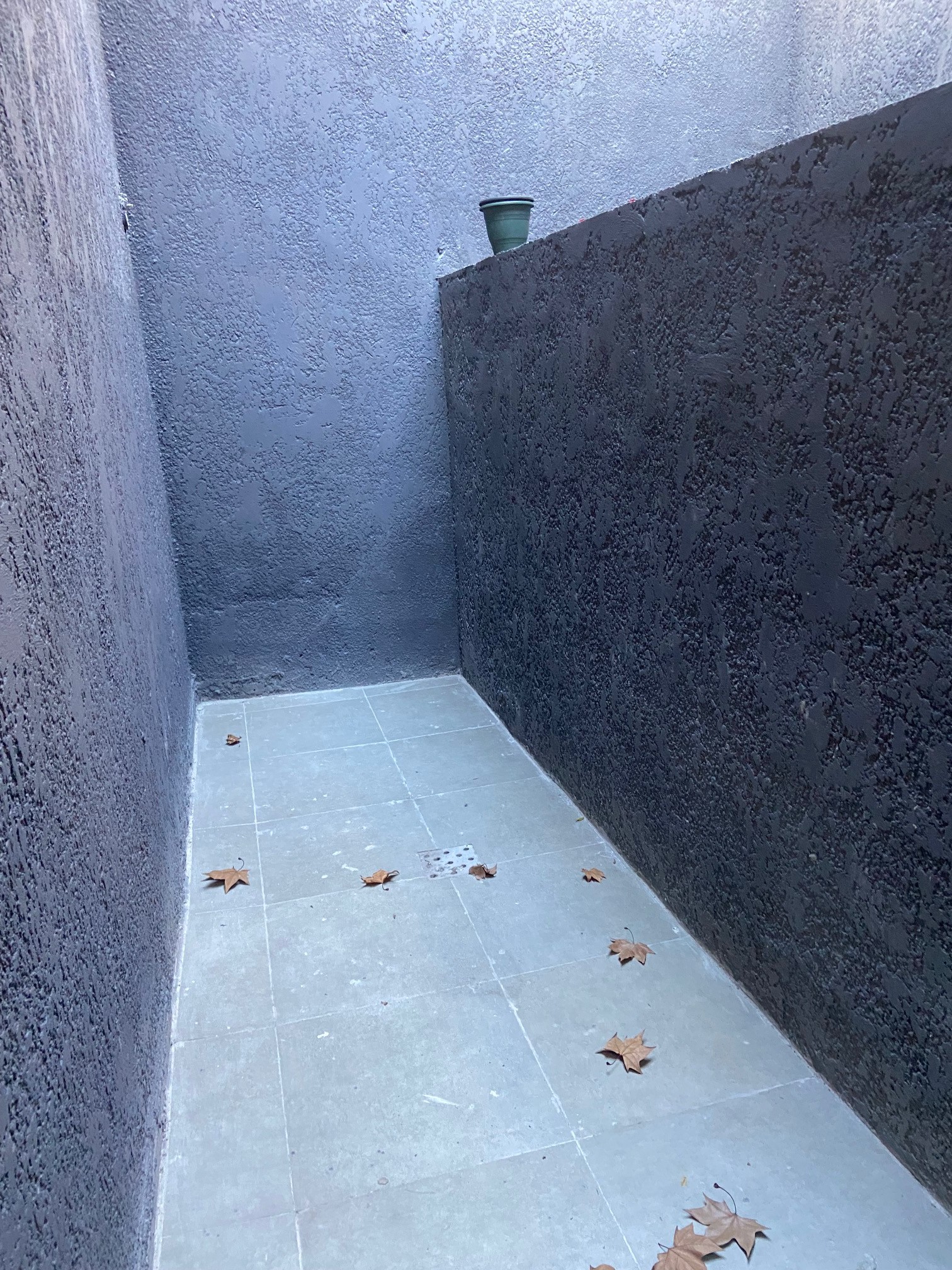 ALQUILER MONOAMBIENTE CON PATIO Y ENTREPISO, ESTRENA LA COMERCIAL · Foto 9