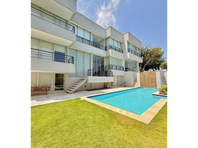 Casa de 5 alcobas en venta en Lagos Del Caujaral, Atlántico, 654 m² · foto 21 de 24