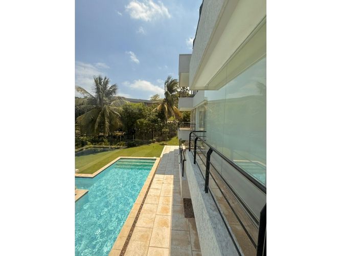 Casa de 5 alcobas en venta en Lagos Del Caujaral, Atlántico, 654 m² · foto 23 de 24