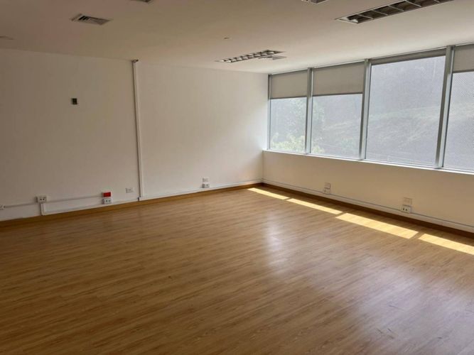 Oficina en arriendo en Las Palmas, Medellín, 50 m² · foto 5 de 15