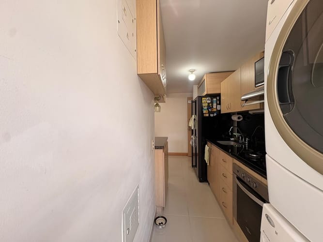 Apartamento de 3 alcobas en venta en Tres Esquinas, Sabaneta, 67 m² · foto 5 de 16