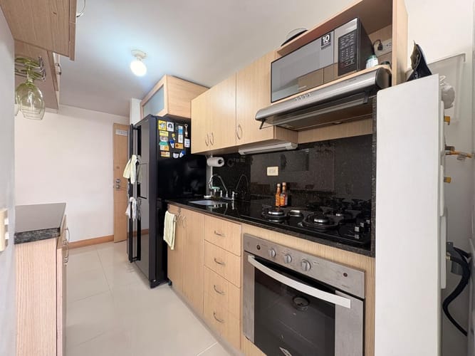 Apartamento de 3 alcobas en venta en Tres Esquinas, Sabaneta, 67 m² · foto 7 de 16