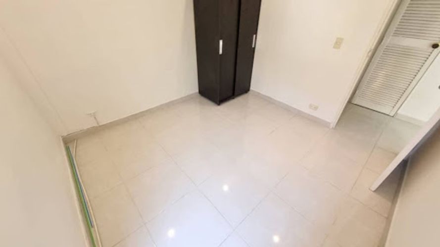 Apartamento de 3 alcobas en arriendo en San Diego, Medellín, 98 m² · foto 8 de 18