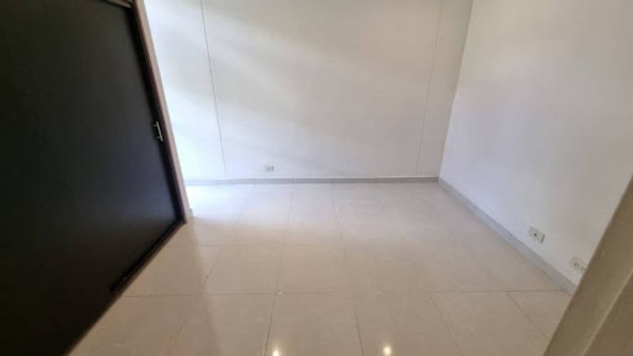 Apartamento de 3 alcobas en arriendo en San Diego, Medellín, 98 m² · foto 13 de 18