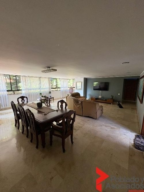 Apartamento de 4 alcobas en venta en Los Balsos, Medellín, 198 m² · foto 3 de 21