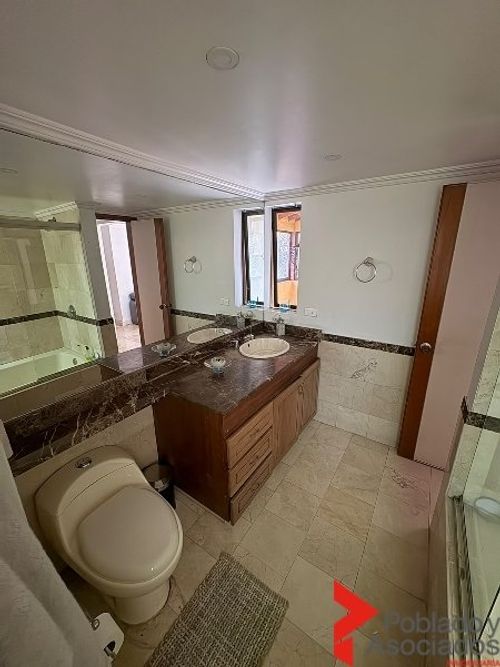 Apartamento de 4 alcobas en venta en Los Balsos, Medellín, 198 m² · foto 15 de 21