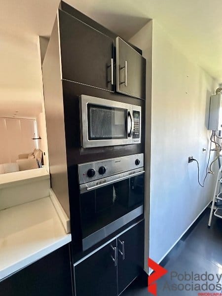 Apartamento de 2 alcobas en arriendo en Altos Del Poblado, Medellín, 106 m² · foto 3 de 17