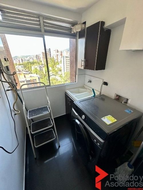 Apartamento de 2 alcobas en arriendo en Altos Del Poblado, Medellín, 106 m² · foto 14 de 17