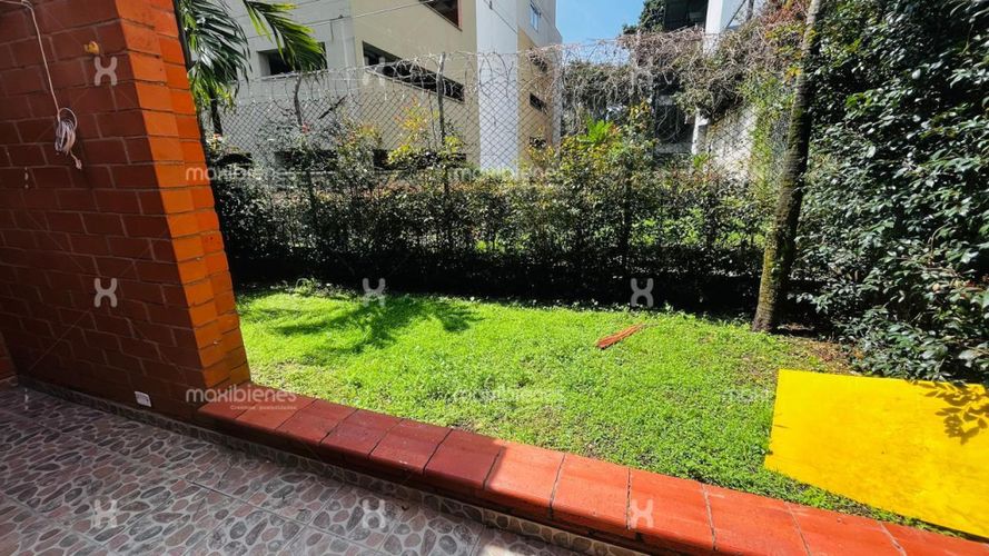 Casa de 4 alcobas en venta en Suramérica, Itagüí, 140 m² · foto 2 de 18