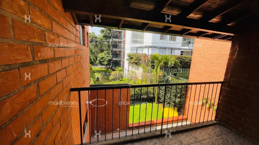 Casa de 4 alcobas en venta en Suramérica, Itagüí, 140 m² · foto 3 de 18