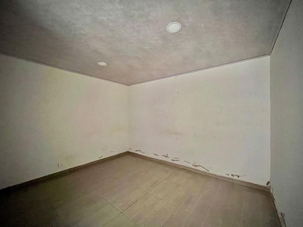 Casa en venta en Roma, Bogotá · foto 2 de 18