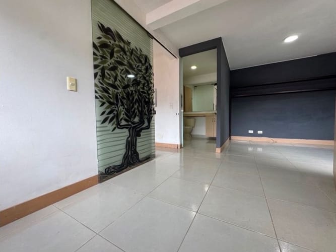 Apartamento de 2 alcobas en venta en Tres Esquinas, Sabaneta, 62 m² · foto 7 de 12