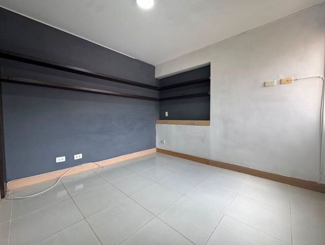 Apartamento de 2 alcobas en venta en Tres Esquinas, Sabaneta, 62 m² · foto 10 de 12