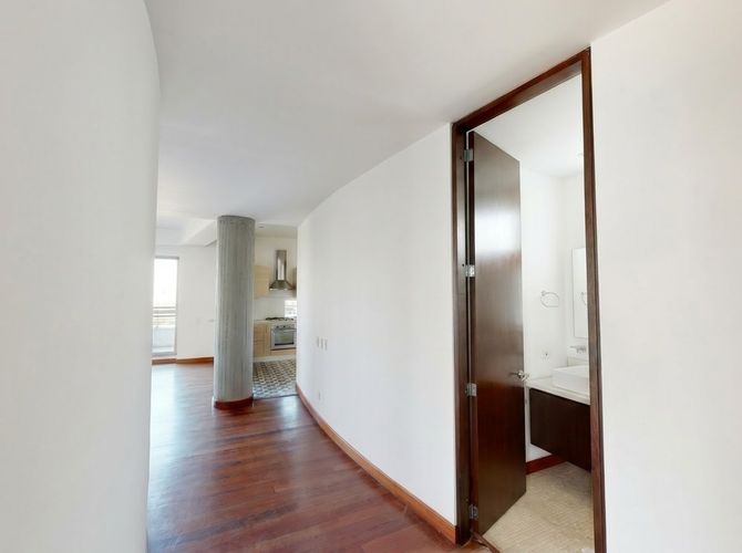 Apartamento de 2 alcobas en venta en Chico, Bogotá, 130 m² · foto 4 de 20