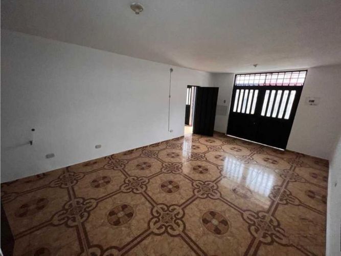 Casa de 3 alcobas en venta en Sector Parque Valencia, Armenia, 148 m² · foto 2 de 12