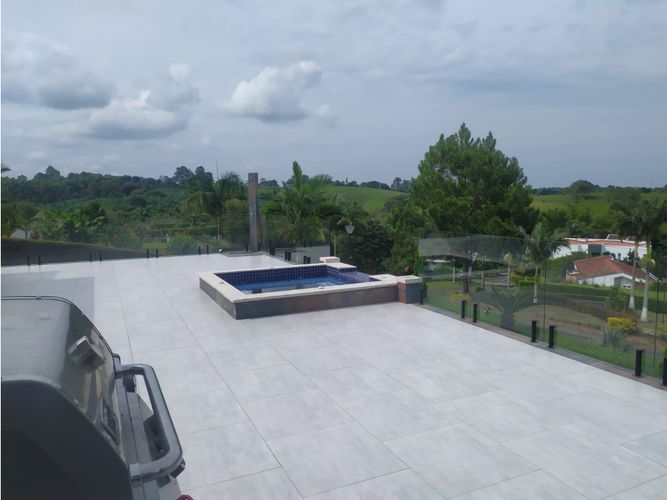 Casa de 4 alcobas en venta en Tribunas Corcega, Pereira, 313 m² · foto 5 de 24