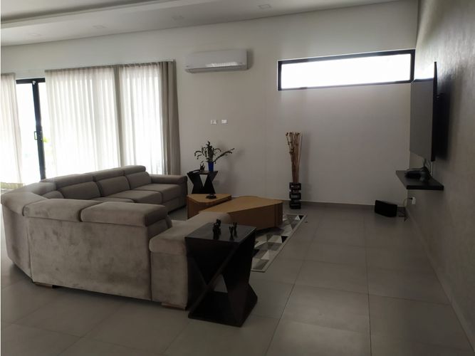 Casa de 4 alcobas en venta en Tribunas Corcega, Pereira, 313 m² · foto 6 de 24