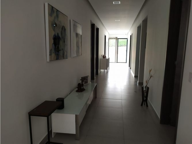 Casa de 4 alcobas en venta en Tribunas Corcega, Pereira, 313 m² · foto 20 de 24