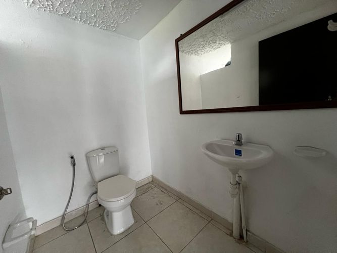 Local en venta en El Dorado, Pereira, 49 m² · foto 4 de 5