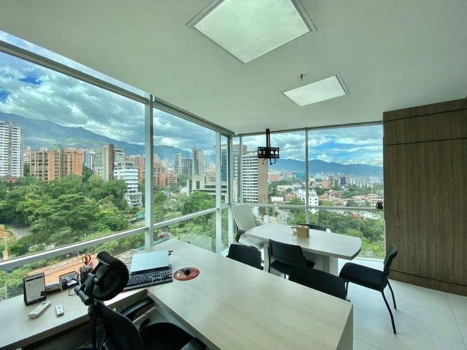 Oficina en arriendo en El Poblado, Medellín, 83 m² · foto 8 de 12