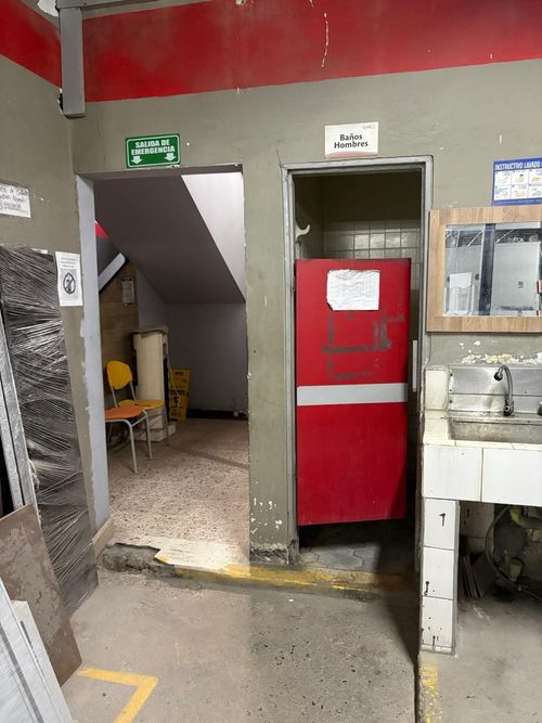 Bodega en venta en Zona Industrial, Yumbo, 2140 m² · foto 13 de 24
