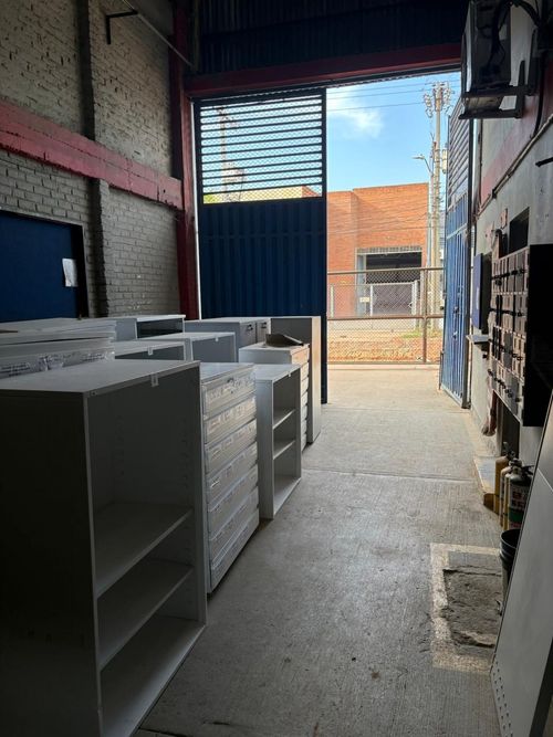 Bodega en venta en Zona Industrial, Yumbo, 2140 m² · foto 11 de 24