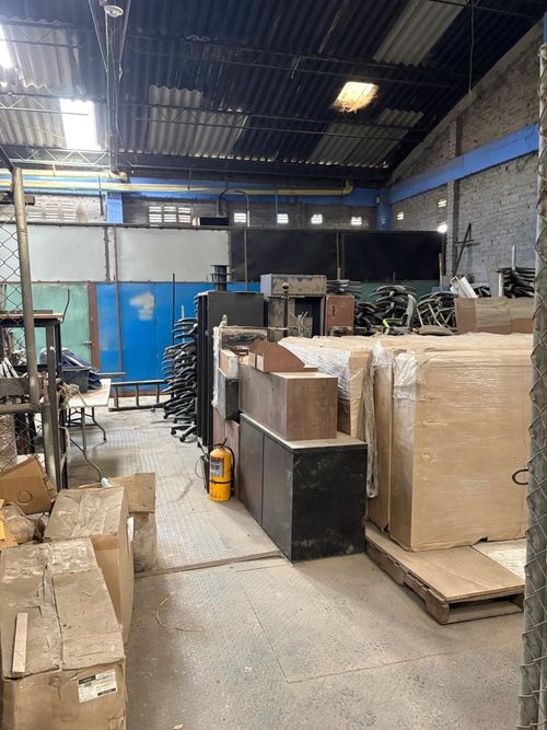 Bodega en venta en Zona Industrial, Yumbo, 2140 m² · foto 2 de 24