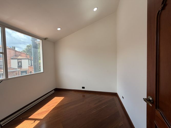 Casa de 3 alcobas en venta en Mirandela, Bogotá, 105 m² · foto 14 de 22