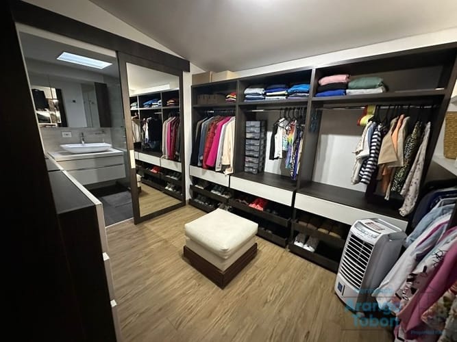 Apartamento de 3 alcobas en venta en San Joaquín, Medellín, 186 m² · foto 22 de 24