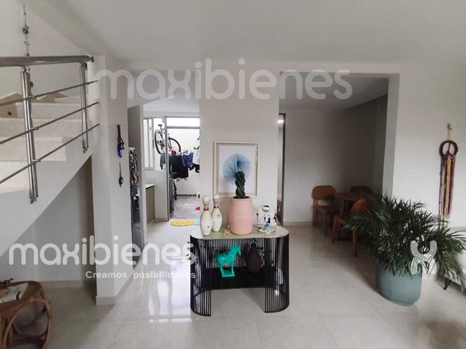 Casa de 3 alcobas en venta en El Salvador, Apartado, 95 m² · foto 4 de 14