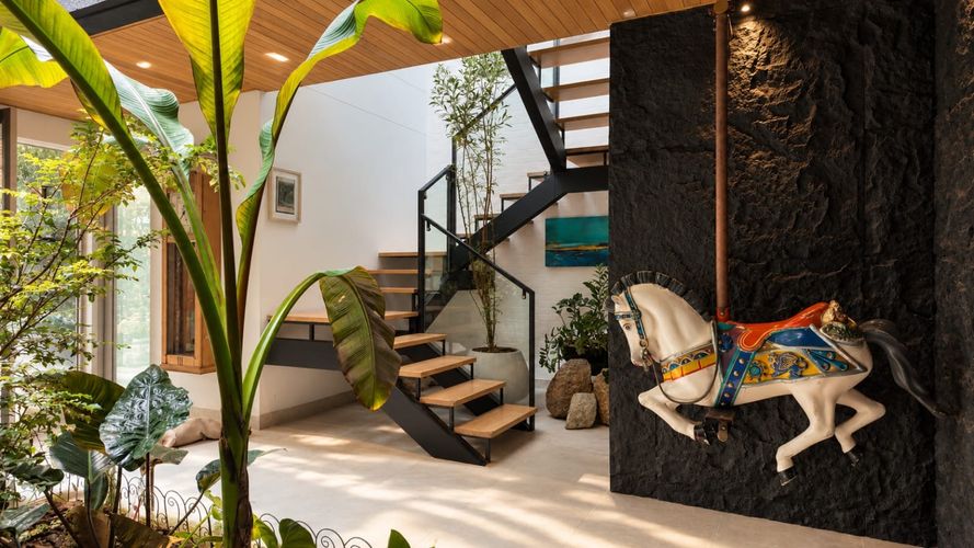 Casa de 3 alcobas en venta en Loma El Atravesado, Envigado, 310 m² · foto 8 de 15