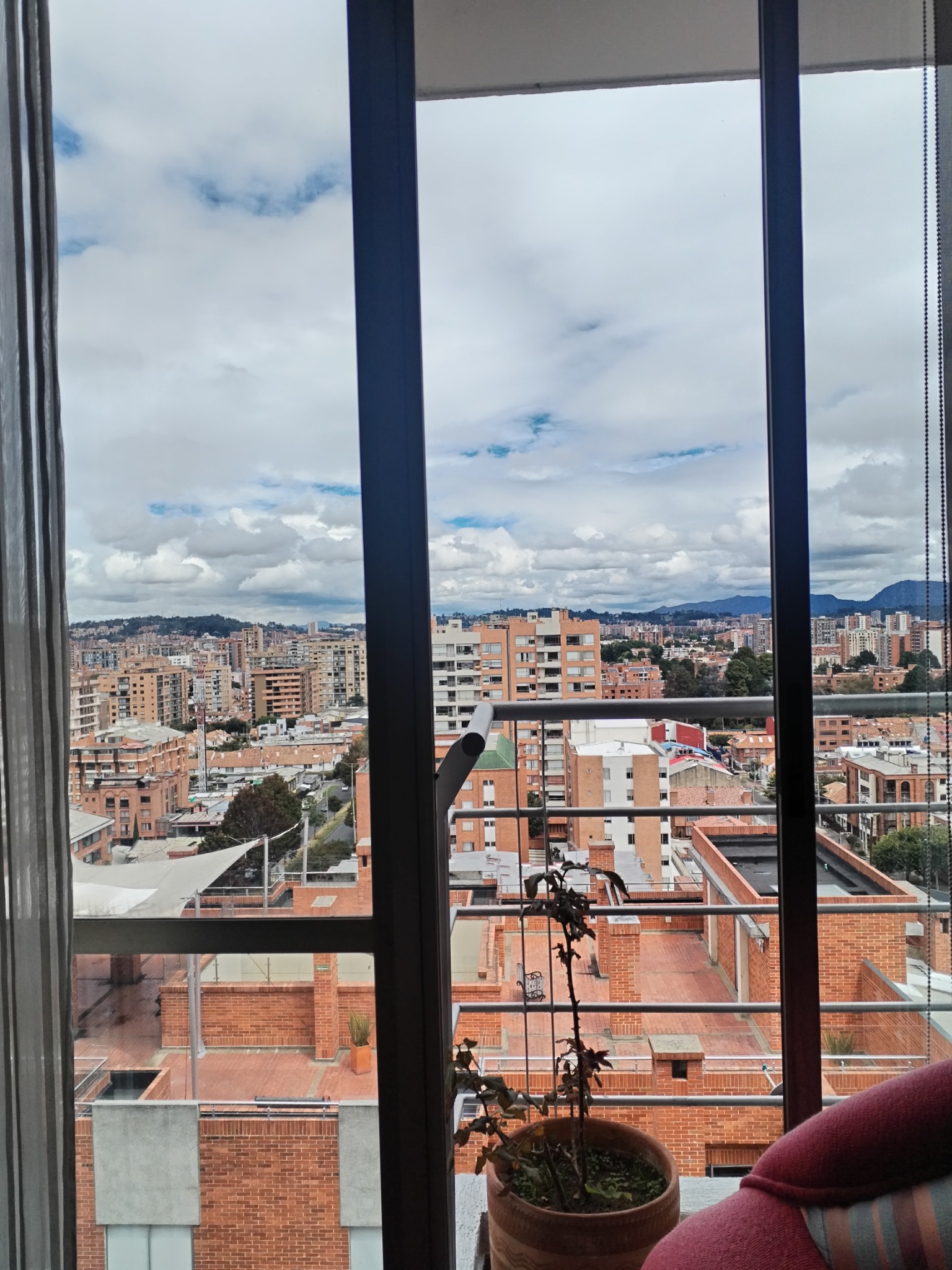 Apartamento en venta en Cedritos, Bogotá · foto 3 de 24