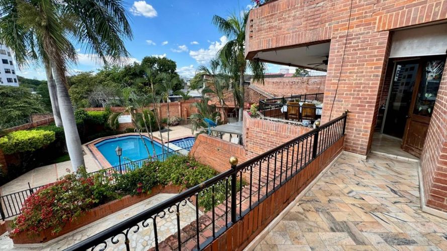 Apartamento de 5 alcobas en venta en Altico, Neiva, 300 m² · foto 2 de 22