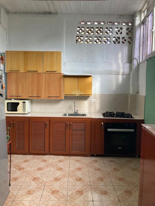 Casa de 6 alcobas en venta en El Porvenir, Pereira, 168 m² · foto 2 de 18