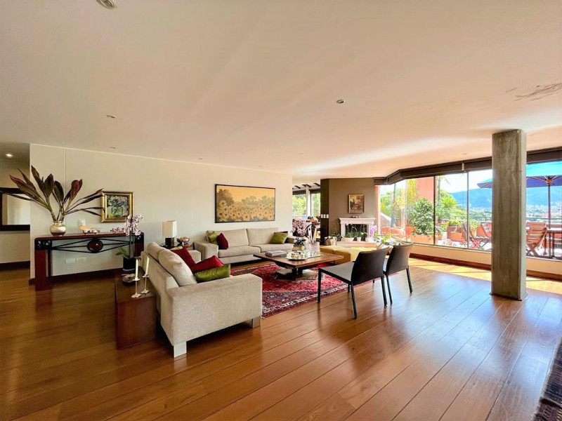Apartamento en Venta en Lindaraja, Bogotá