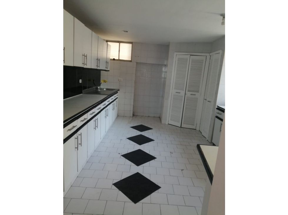Apartamento en venta en Riomar, Barranquilla · foto 4 de 17