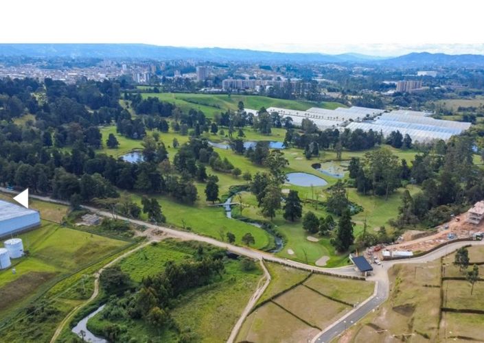 Lote en venta en La Macarena, Rionegro, 940 m² · foto 2 de 13