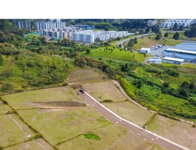 Lote en venta en La Macarena, Rionegro, 940 m² · foto 6 de 13