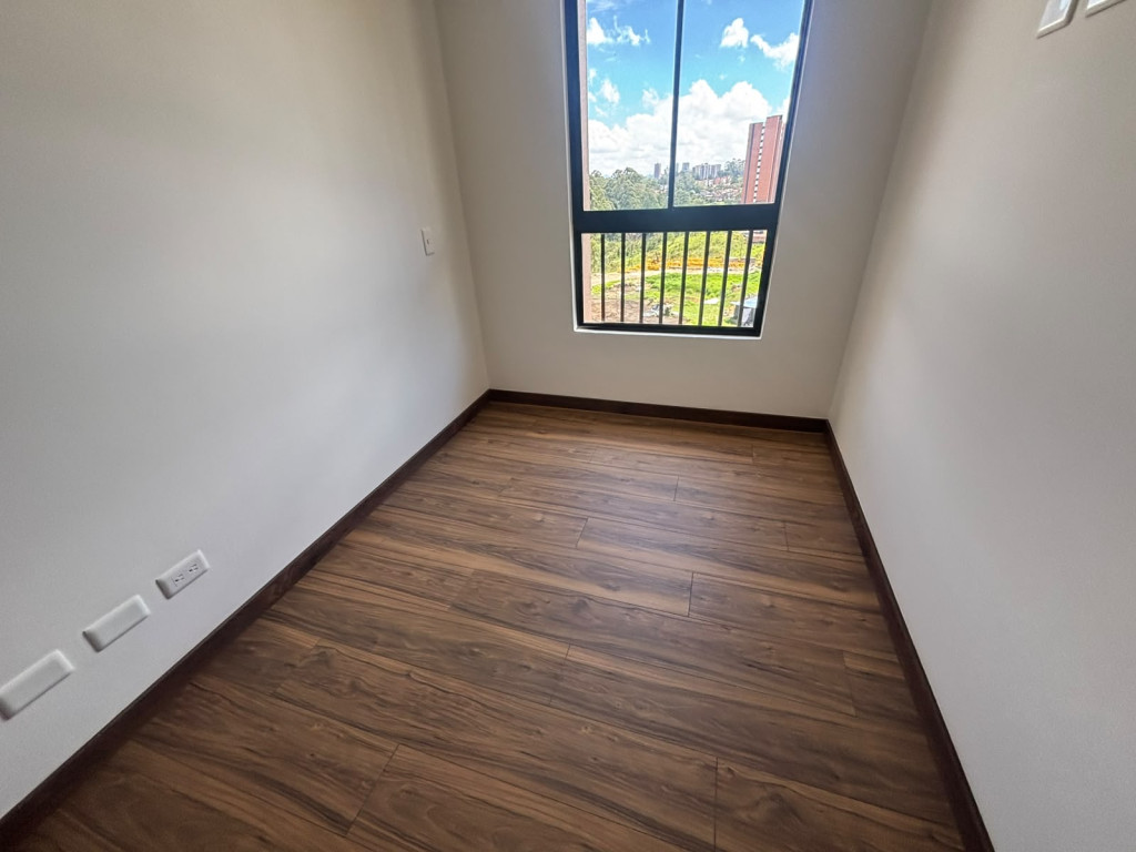 Apartamento en arriendo en Llano Grande, Rionegro · foto 6 de 13