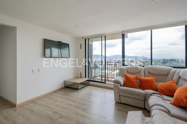 Apartamento de 3 alcobas en venta en Guaymaral, Bogotá, 71 m² · foto 2 de 14