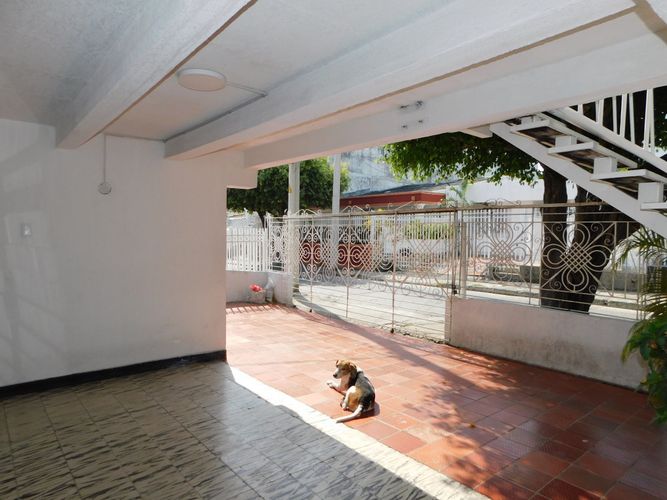 Casa de 6 alcobas en venta en Chipre, Cartagena, 270 m² · foto 2 de 21