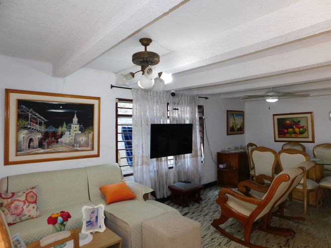 Casa de 6 alcobas en venta en Chipre, Cartagena, 270 m² · foto 3 de 21