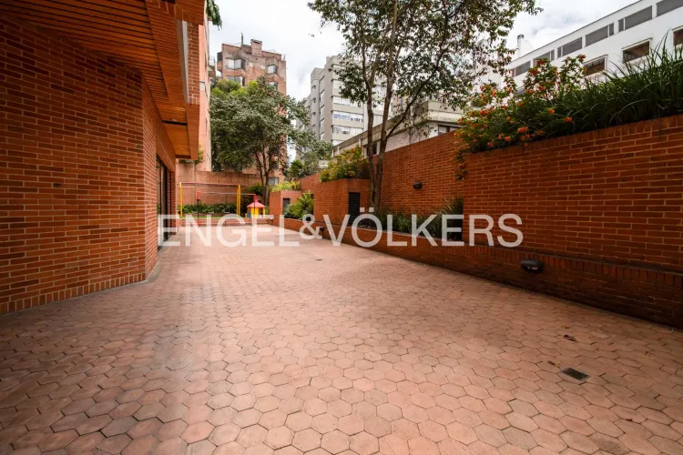 Apartamento de 3 alcobas en venta en La Cabrera, Bogotá, 354 m² · foto 19 de 19
