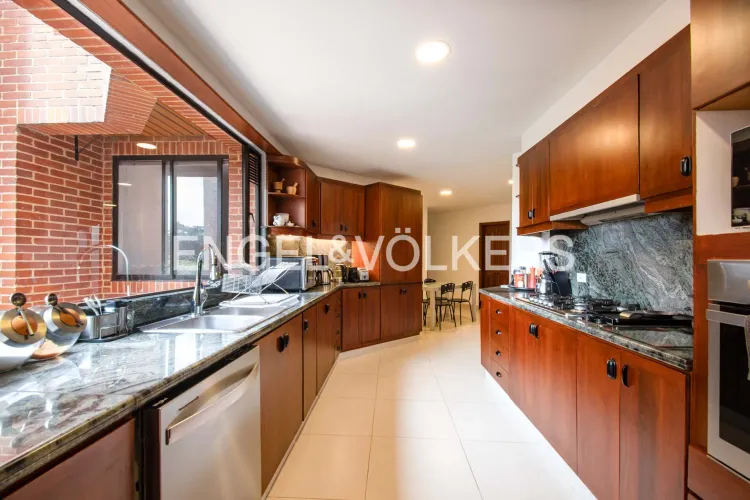 Apartamento de 3 alcobas en venta en La Cabrera, Bogotá, 354 m² · foto 7 de 19