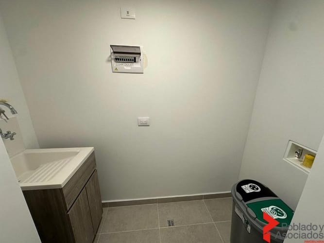 Apartamento de 2 alcobas en arriendo en El Poblado, Medellín, 615 m² · foto 14 de 17
