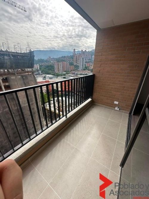 Apartamento de 2 alcobas en arriendo en El Poblado, Medellín, 615 m² · foto 17 de 17