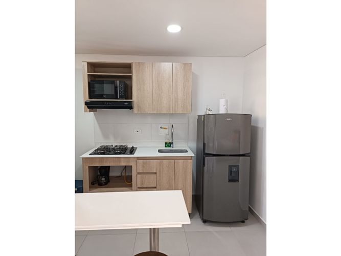 Apartaestudio en venta en Bombona No.1, Bello, 41 m² · foto 2 de 13