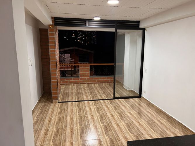 Casa de 3 alcobas en venta en Barrio Nuevo, Bello, 80 m² · foto 8 de 18